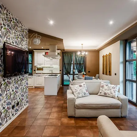 Daire Stayeasy Meucci - 2-level With Garden And Box