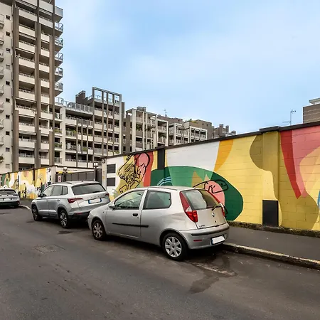 Stayeasy Meucci - 2-level With Garden And Box Daire *